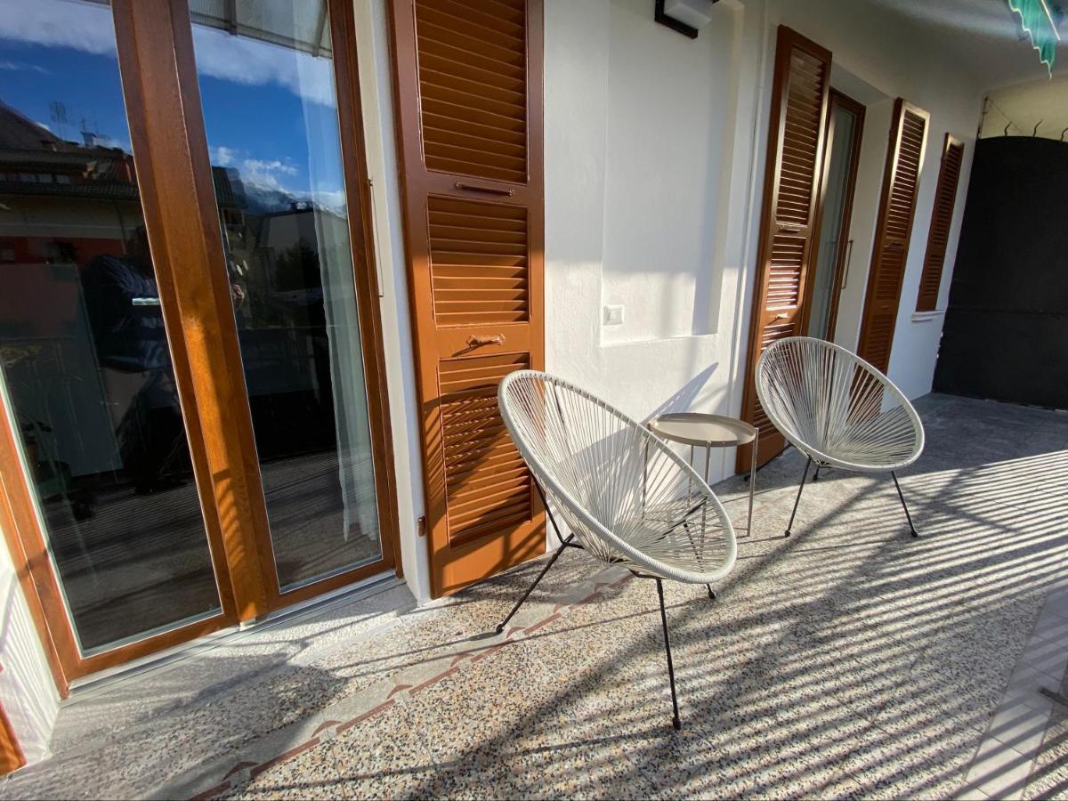 Casa Dell'Edera - Holiday Apartment In Домодоссола Екстер'єр фото